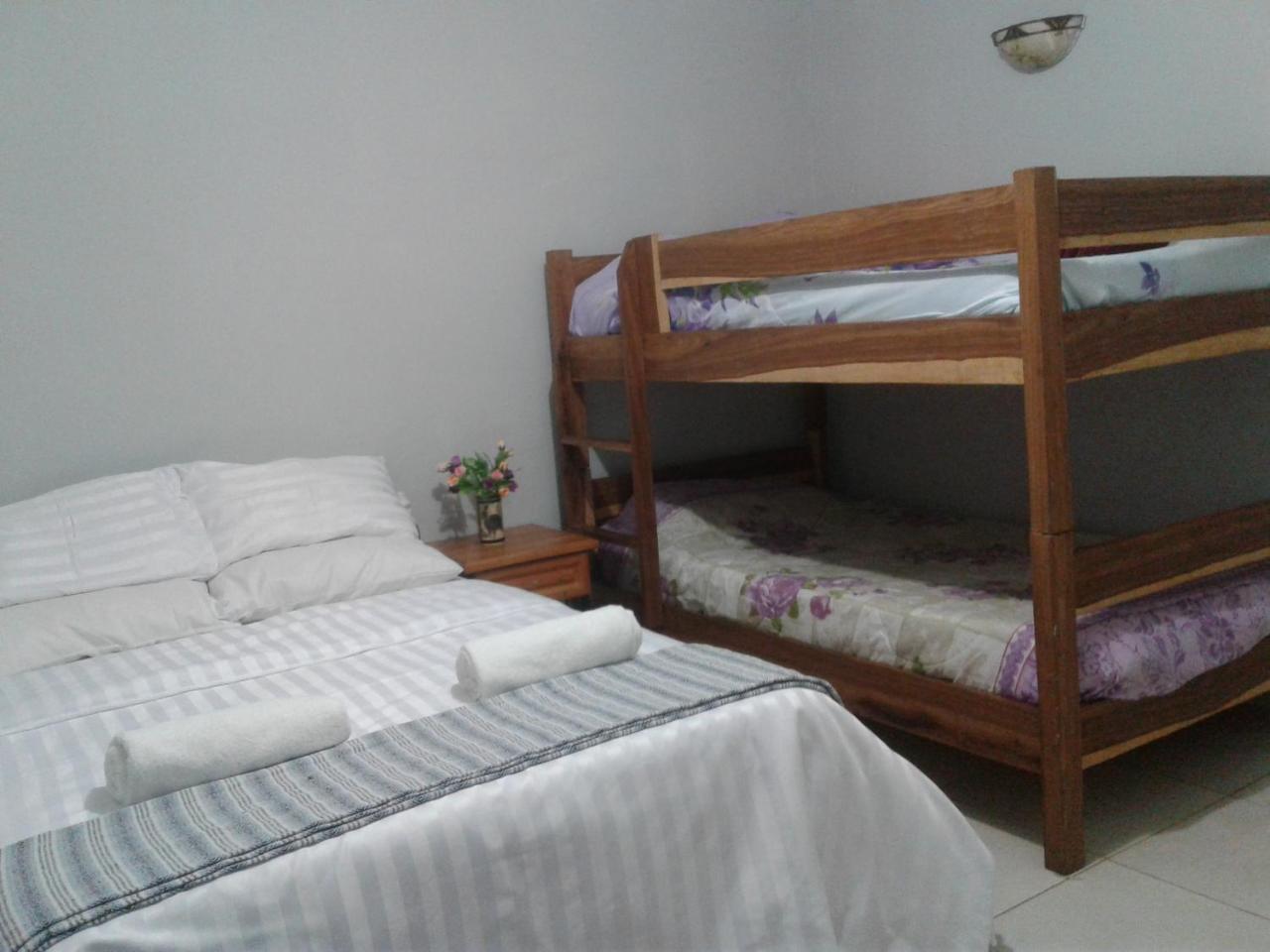 Summer Pines Apartment Lusaka Ngoại thất bức ảnh